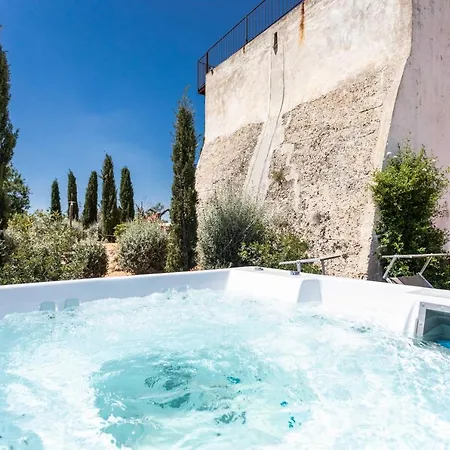Antica Torre Vista Mare Con Jacuzzi - Apulia Villa Capilungo