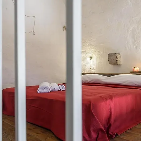 Villa Antica Torre Vista Mare Con Jacuzzi - Apulia Capilungo